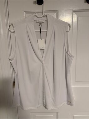 Calvin Klein White V-Neck Sleeveless top